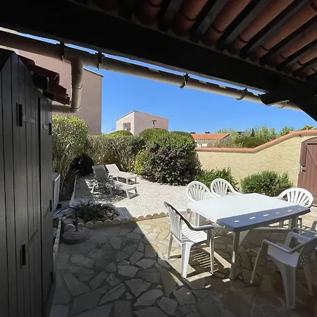 T3 Climatisee Avec Piscine, 6 Couchages A Saint-cyprien - Fr-1-106-107