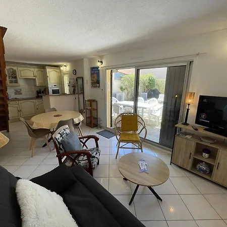 T3 Climatisee Avec Piscine, 6 Couchages A Saint-cyprien - Fr-1-106-107 Villa