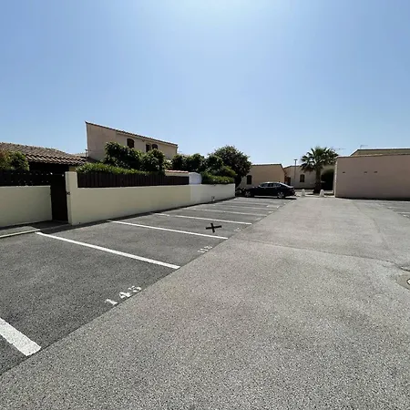 T3 Climatisee Avec Piscine, 6 Couchages A Saint-cyprien - Fr-1-106-107 Villa