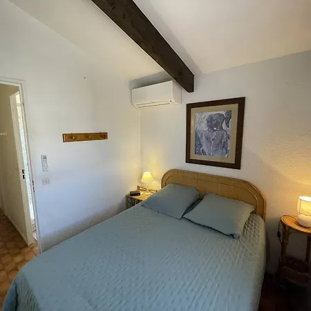 Villa T3 Climatisee Avec Piscine, 6 Couchages A Saint-cyprien - Fr-1-106-107 Saint-Cyprien (Pyrenees-Orientales)