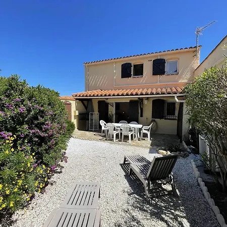 Villa T3 Climatisee Avec Piscine, 6 Couchages A Saint-cyprien - Fr-1-106-107